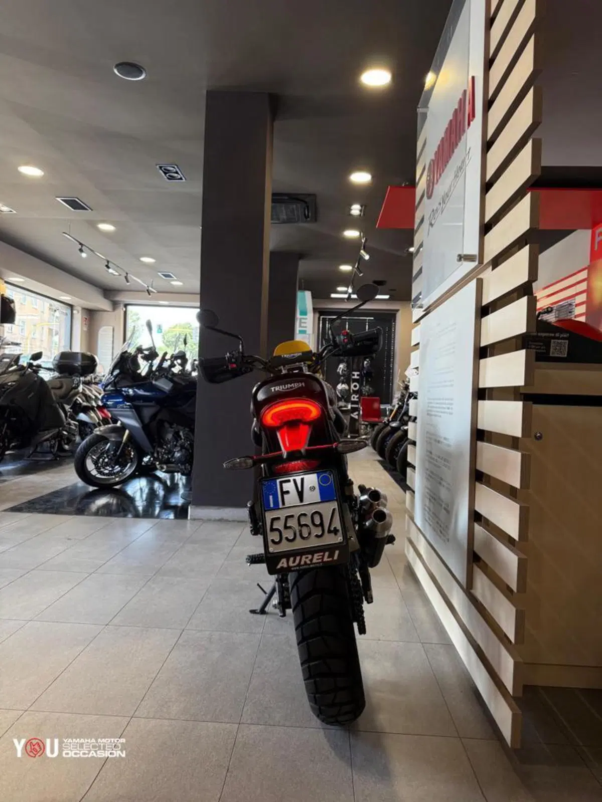 Triumph Scrambler 400 XC (2025 - 26) (4)