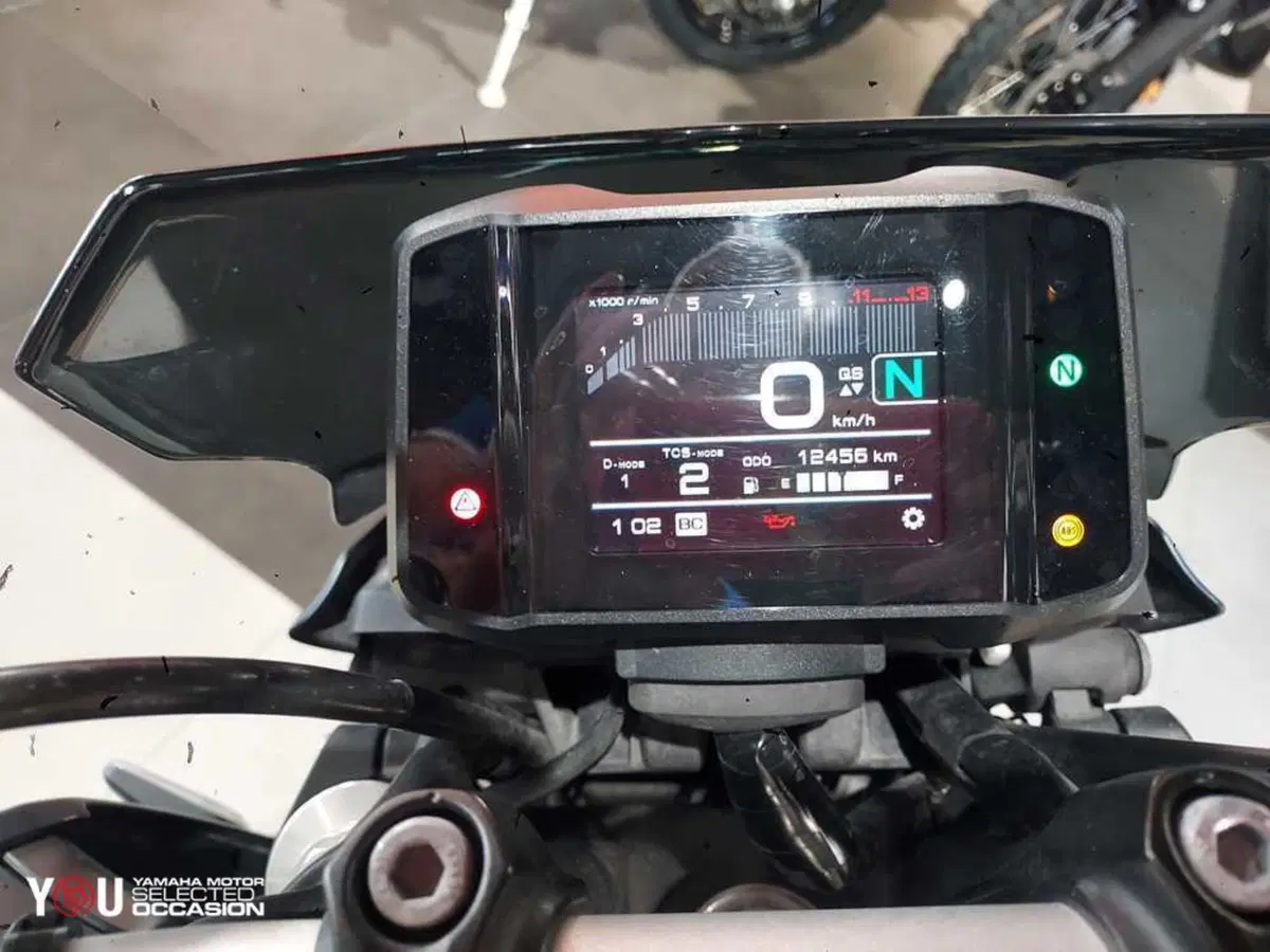 Yamaha MT-09 SP (2021 - 23) (6)