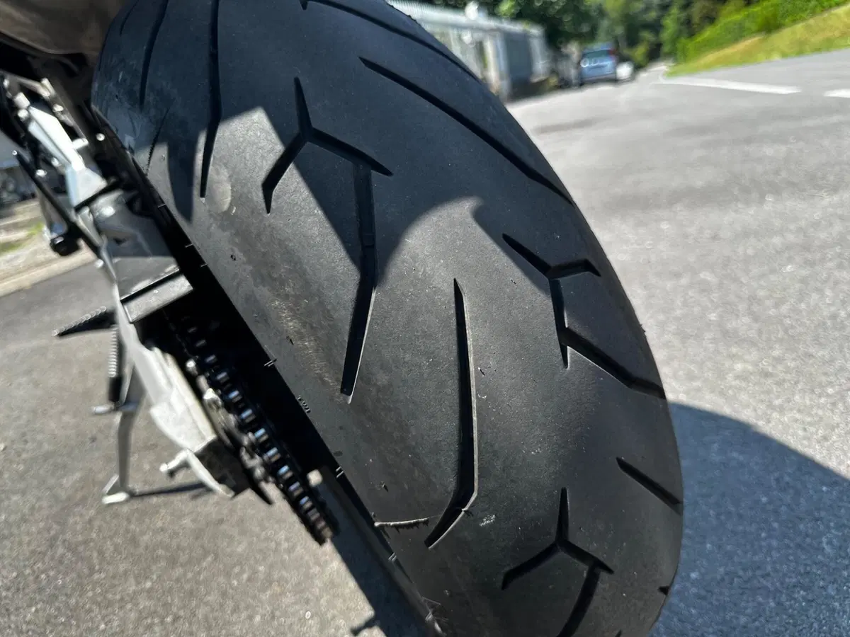 Aprilia Dorsoduro 750 (2009 - 14) (5)
