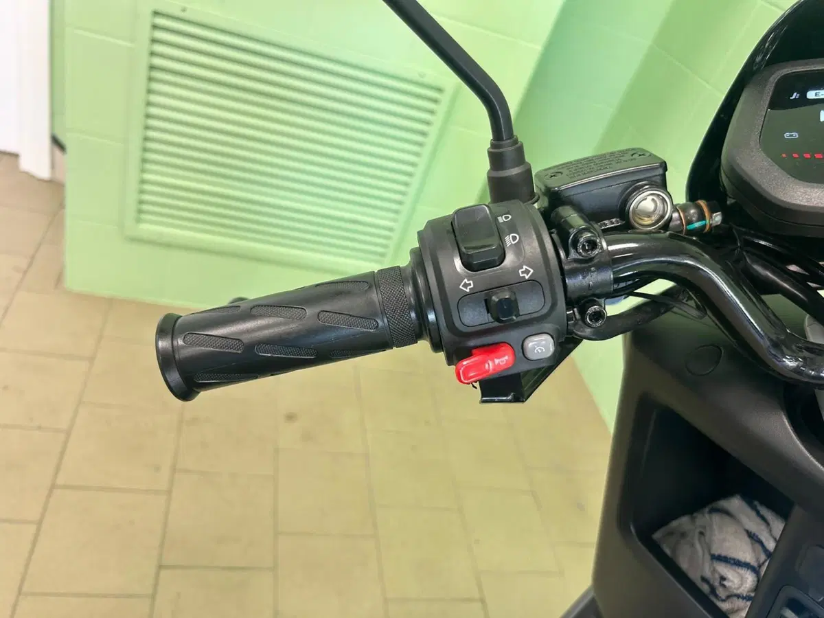 Niu NQi Sport SR (2019 - 26) (13)