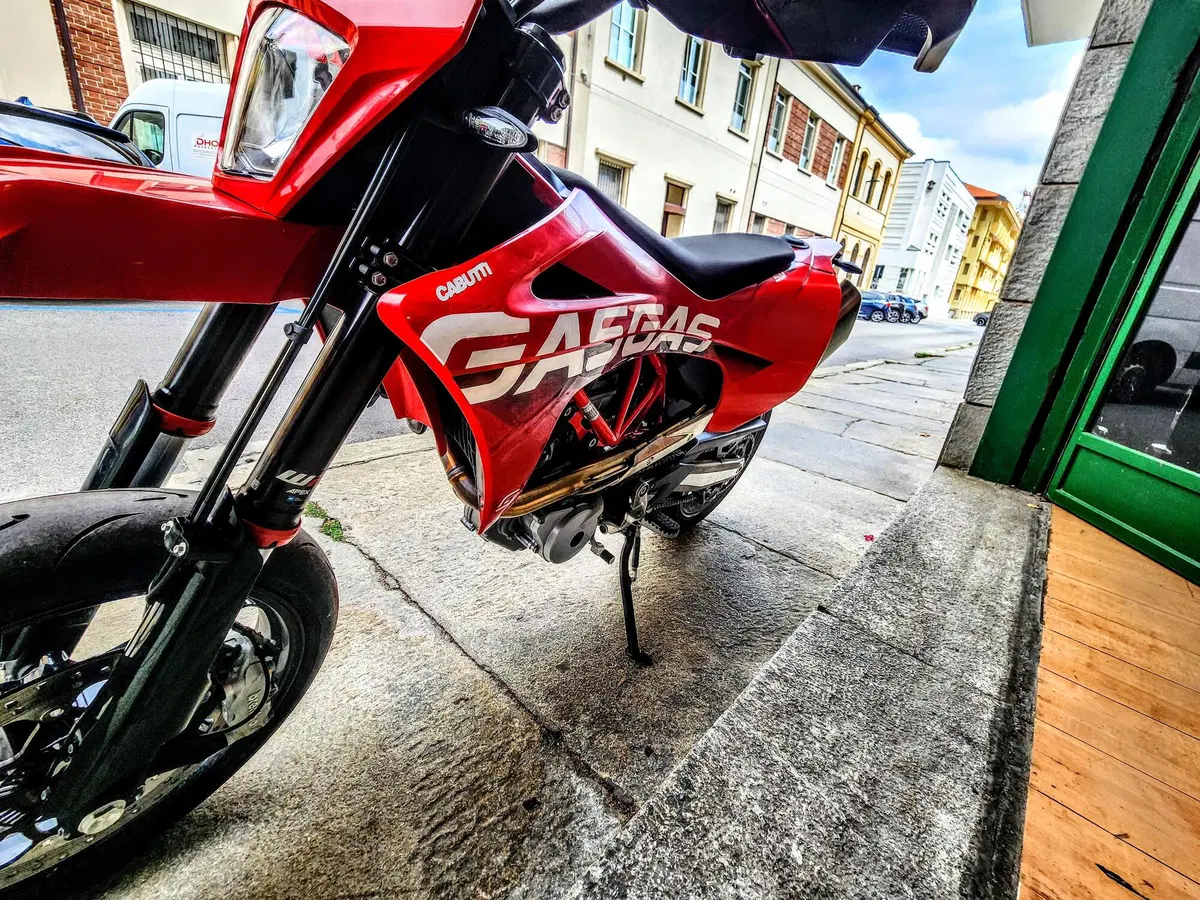 GASGAS SM 700 (2022 - 26) (13)