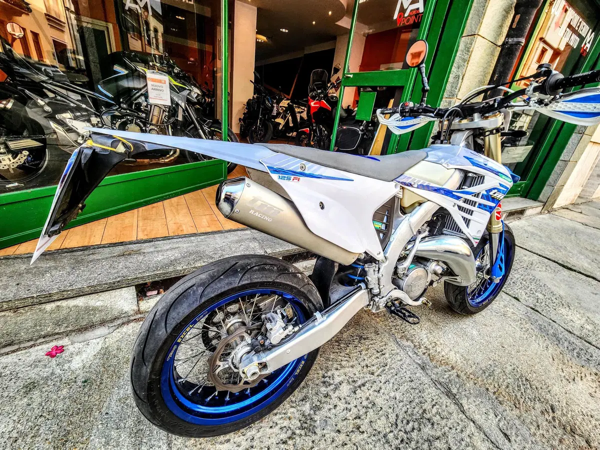 Tm Moto SMR 125 Fi 2T (2024) (9)
