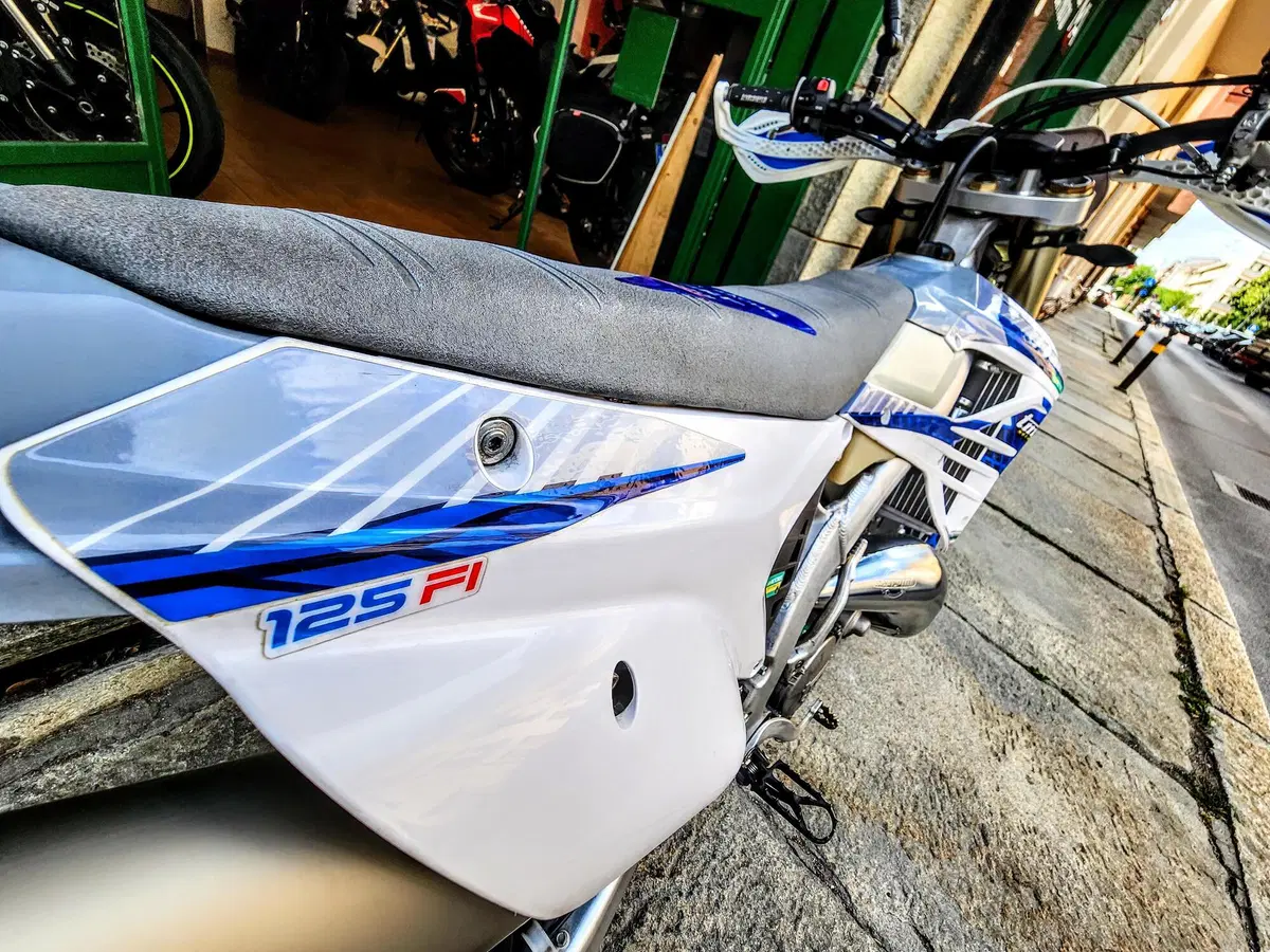 Tm Moto SMR 125 Fi 2T (2024) (18)