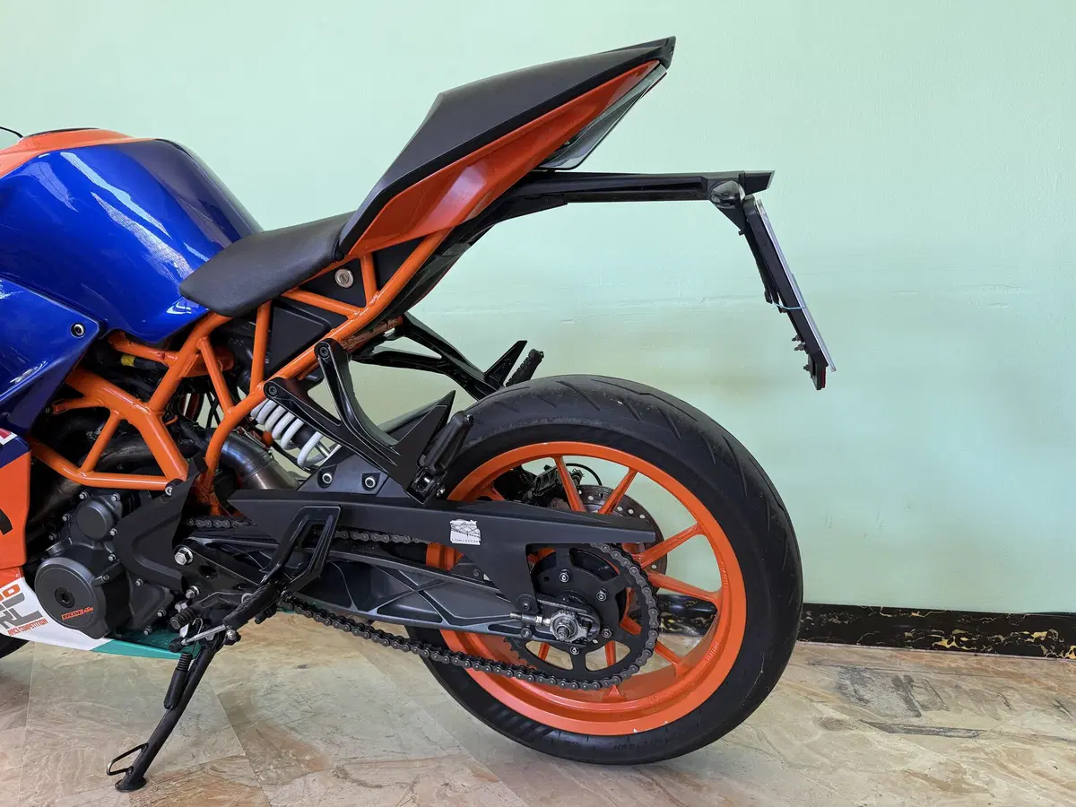 KTM RC 390 ABS (2015 - 16) (10)