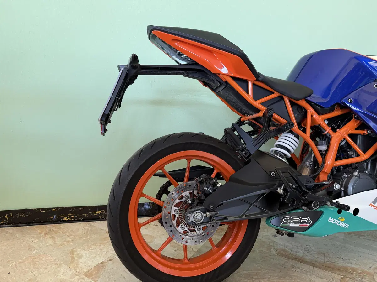 KTM RC 390 ABS (2015 - 16) (14)