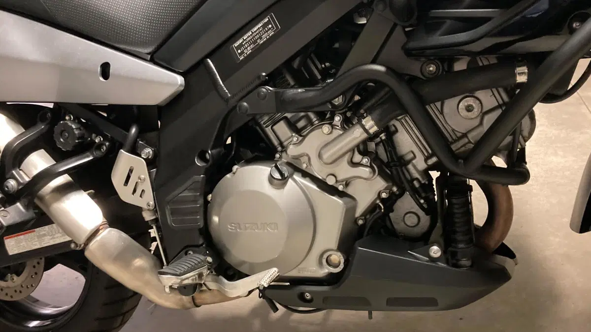 Suzuki V-Strom 1000 (2006 - 16) (15)