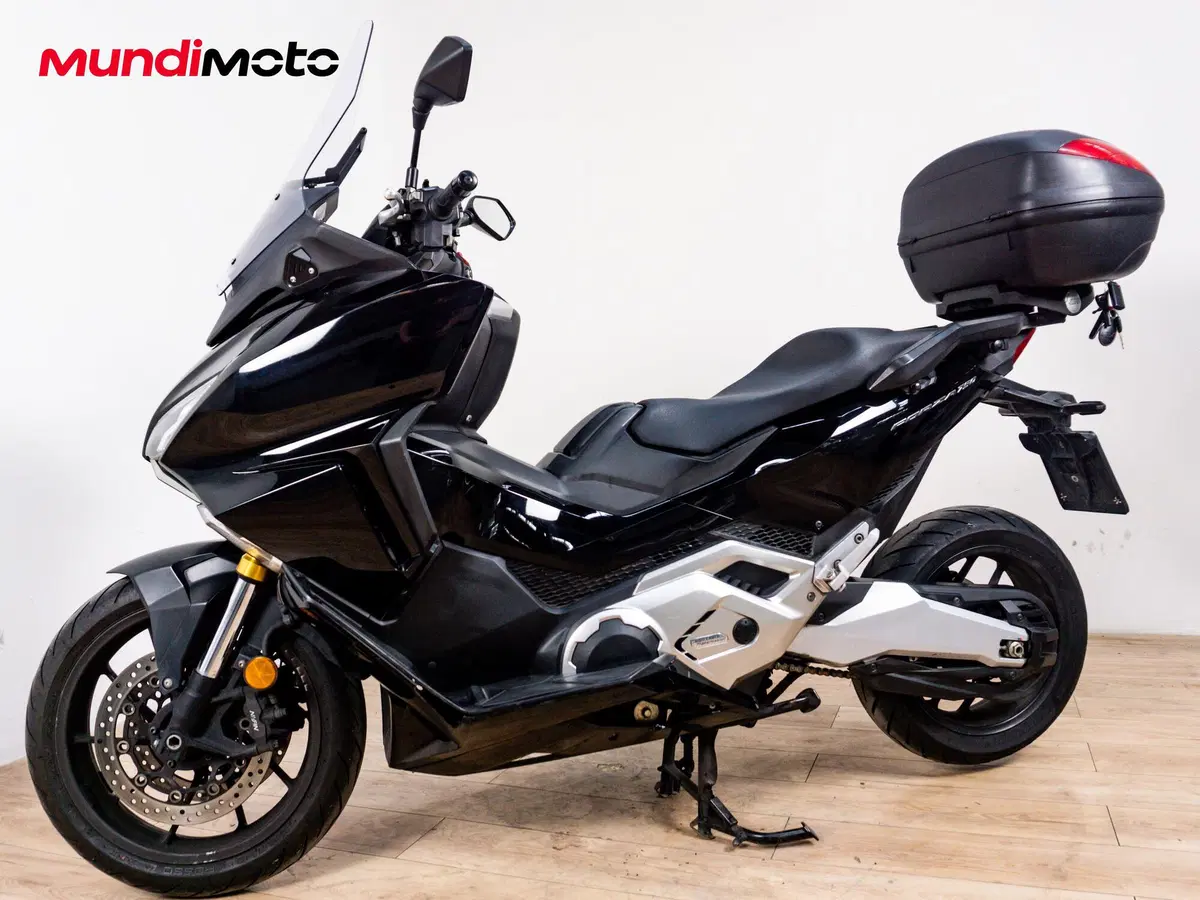Honda Forza 750 (2025 - 26) (8)