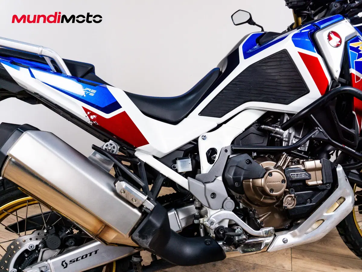 Honda Africa Twin CRF 1100L DCT (2022 - 23) (4)