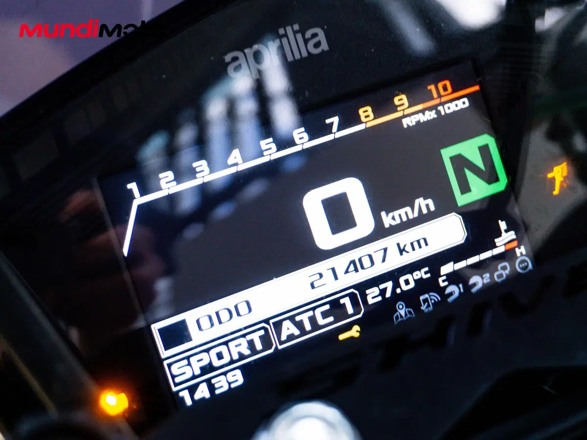 Aprilia Shiver 900 ABS (2017 - 18) (12)