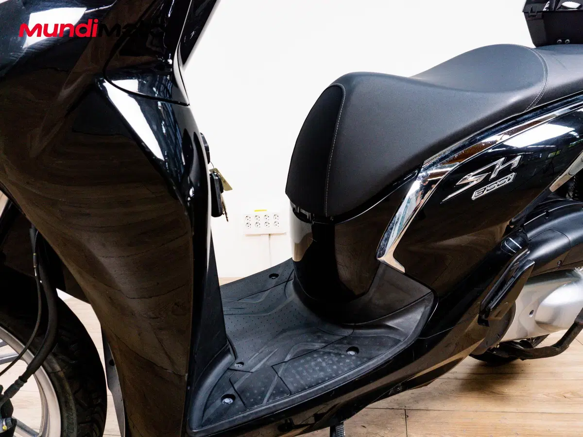 Honda SH 300 i ABS (2011 - 13) (9)