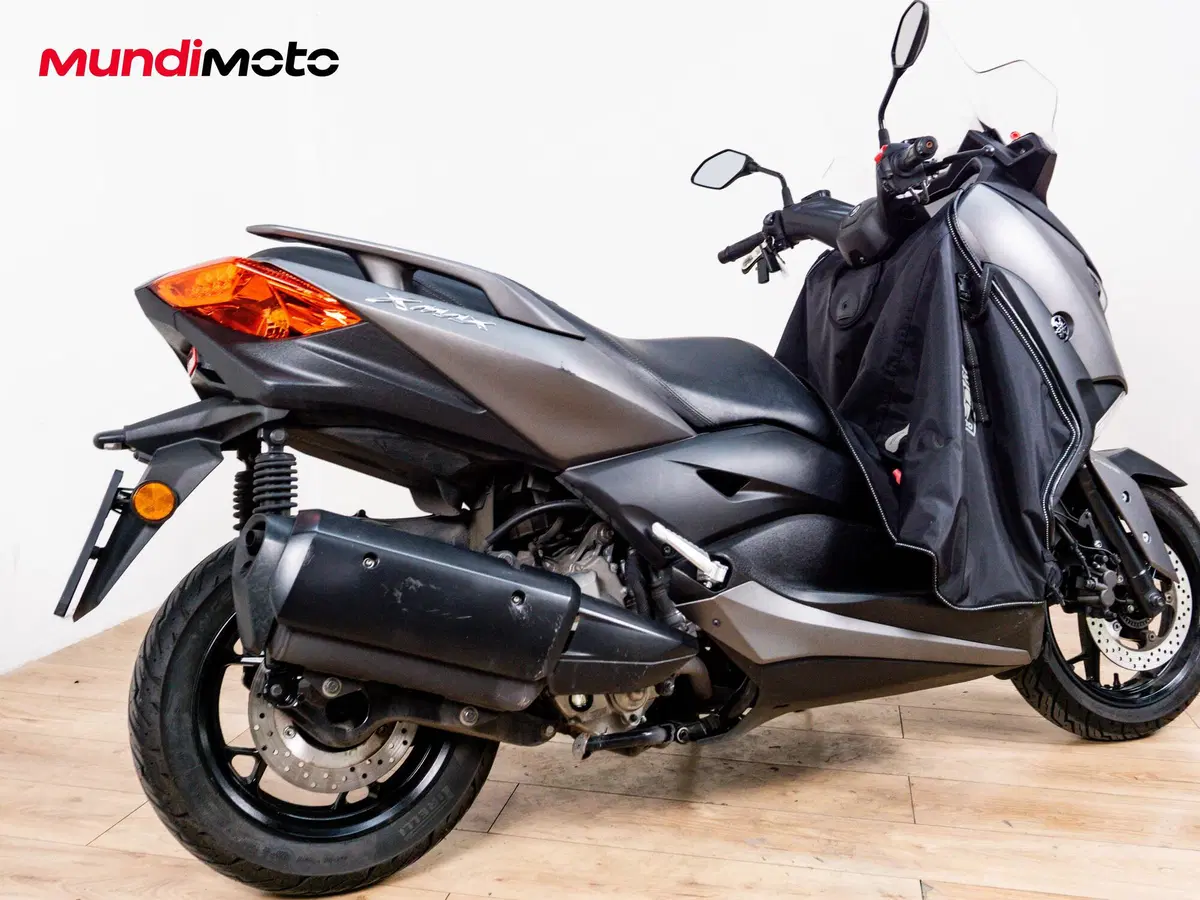 Yamaha X-Max 300 ABS (2017 - 20) (3)