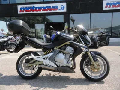 Kawasaki ER-6N (2006 - 09) usata
