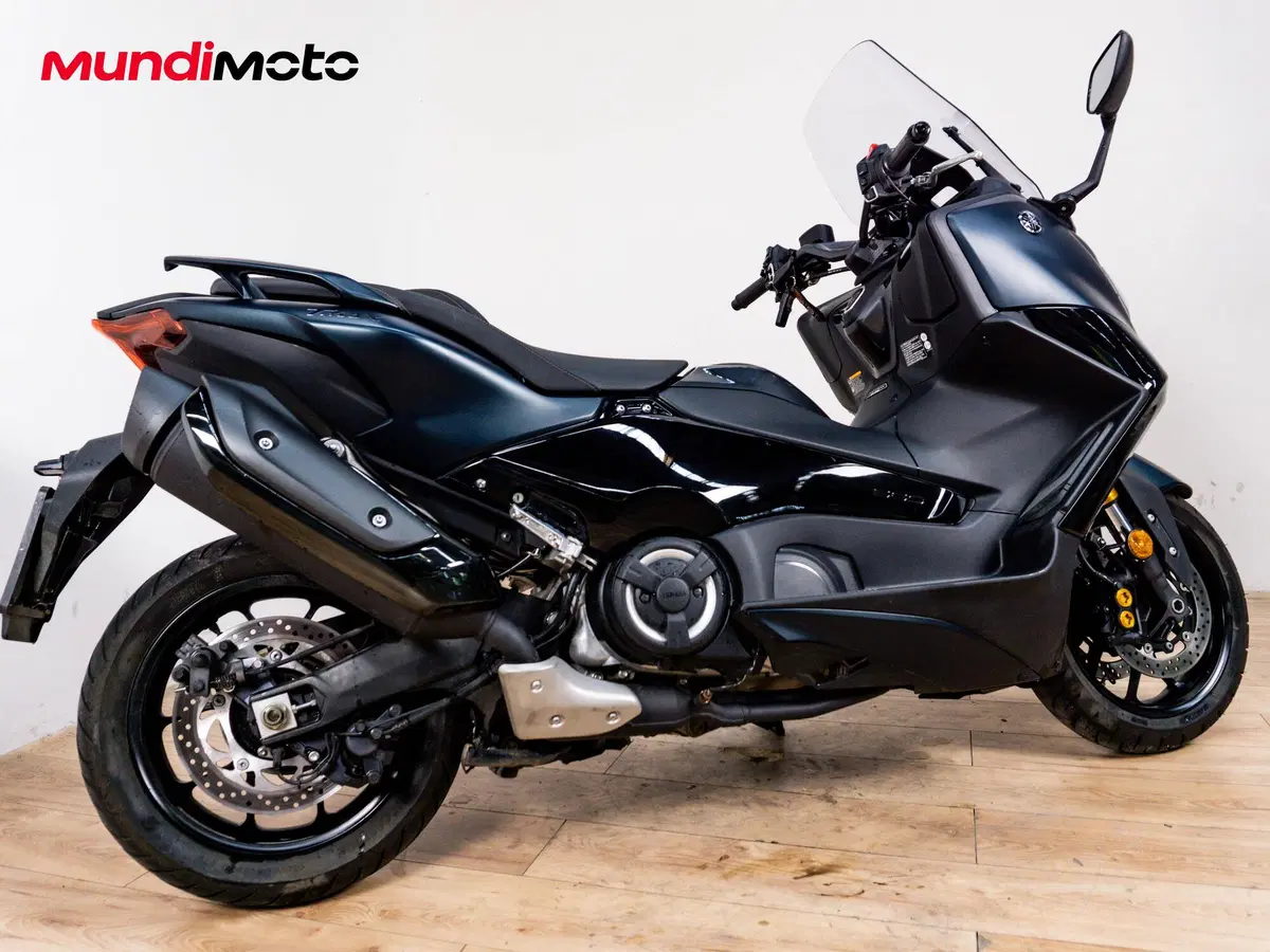 Yamaha T-Max 560 Tech Max (2025 - 26) (3)