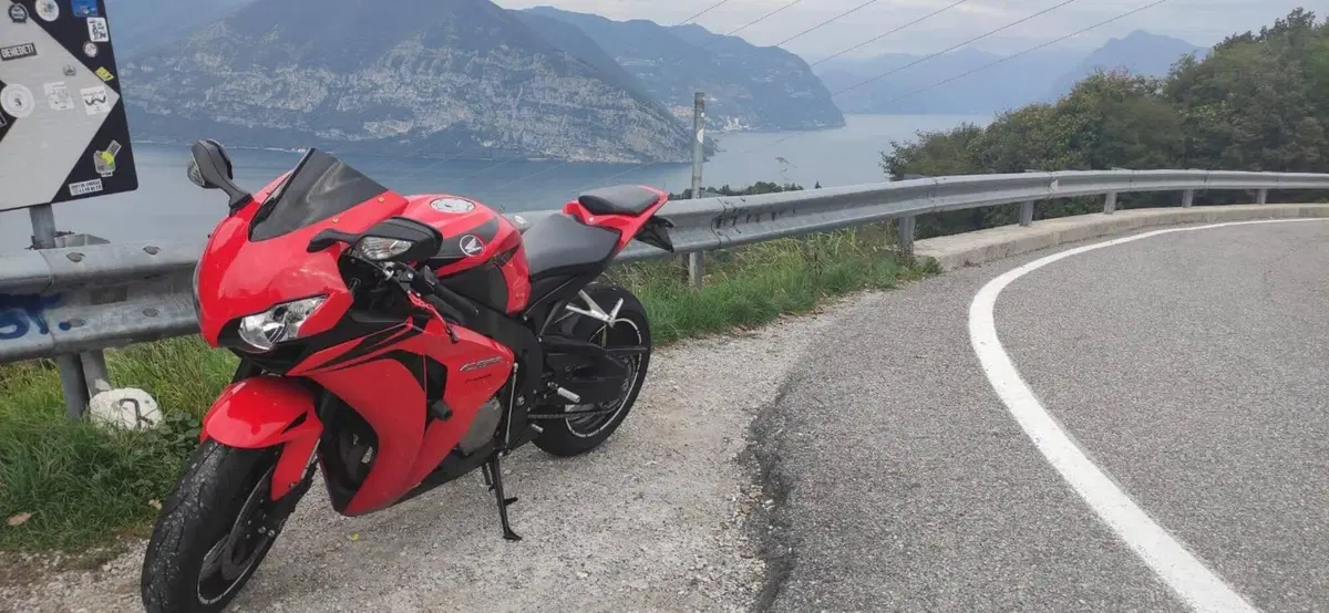 Honda CBR 1000 RR Fireblade (2008 - 11) (3)