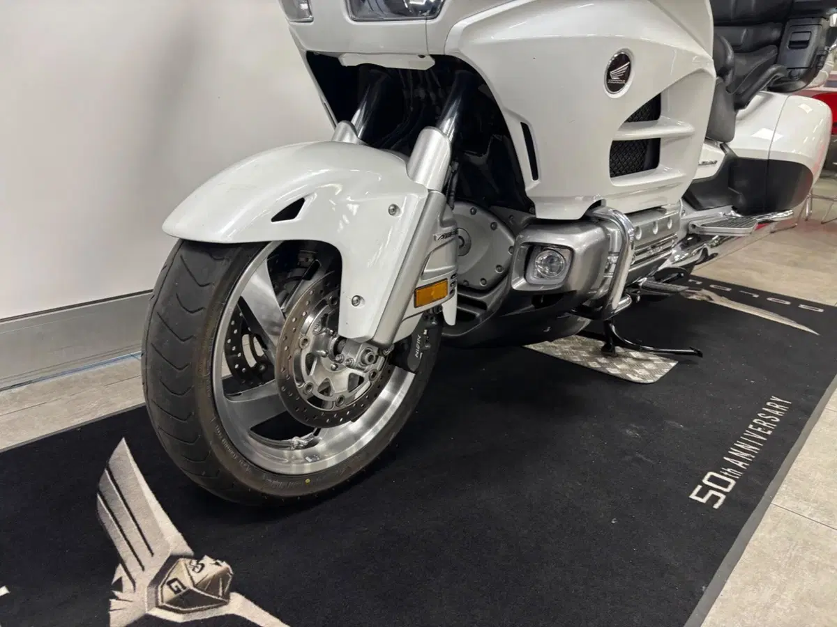 Honda GL 1800 Gold Wing (2012 - 17) (3)
