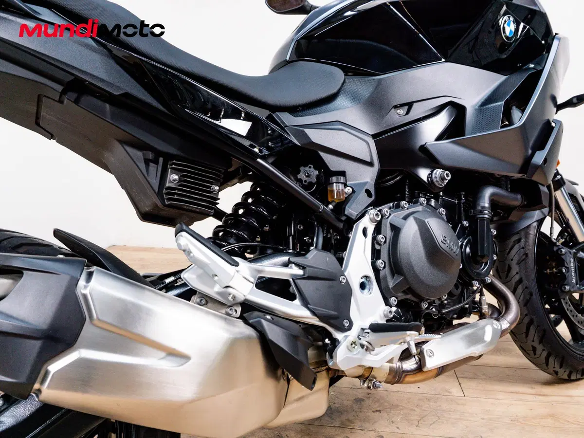 Bmw F 900 XR (2025 - 27) (4)