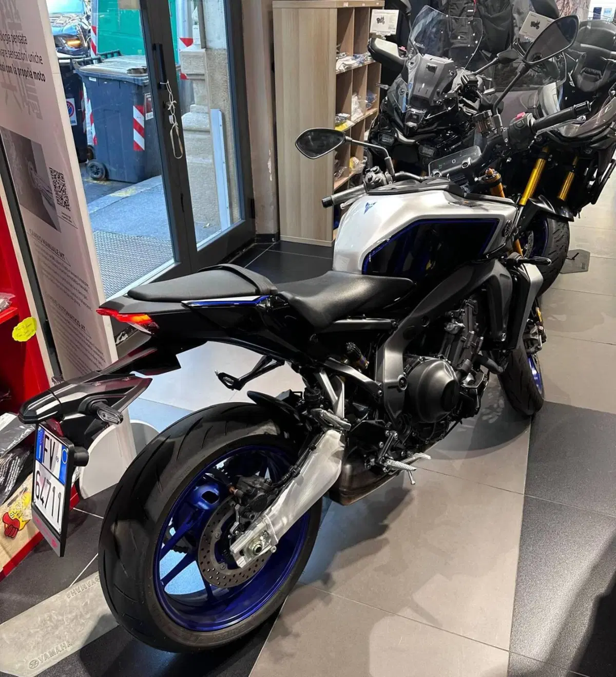 Yamaha MT-09 SP (2024 - 26) (5)