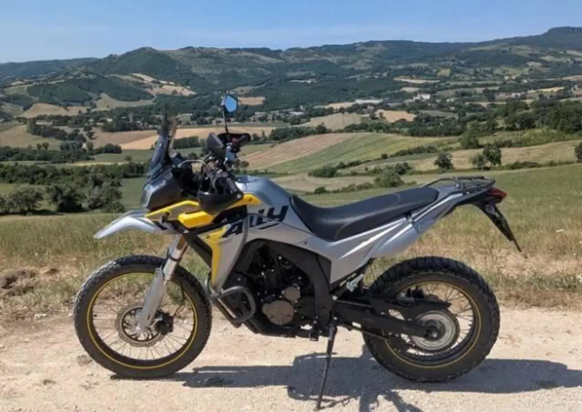 Voge 300 GY Rally (2022) (2)