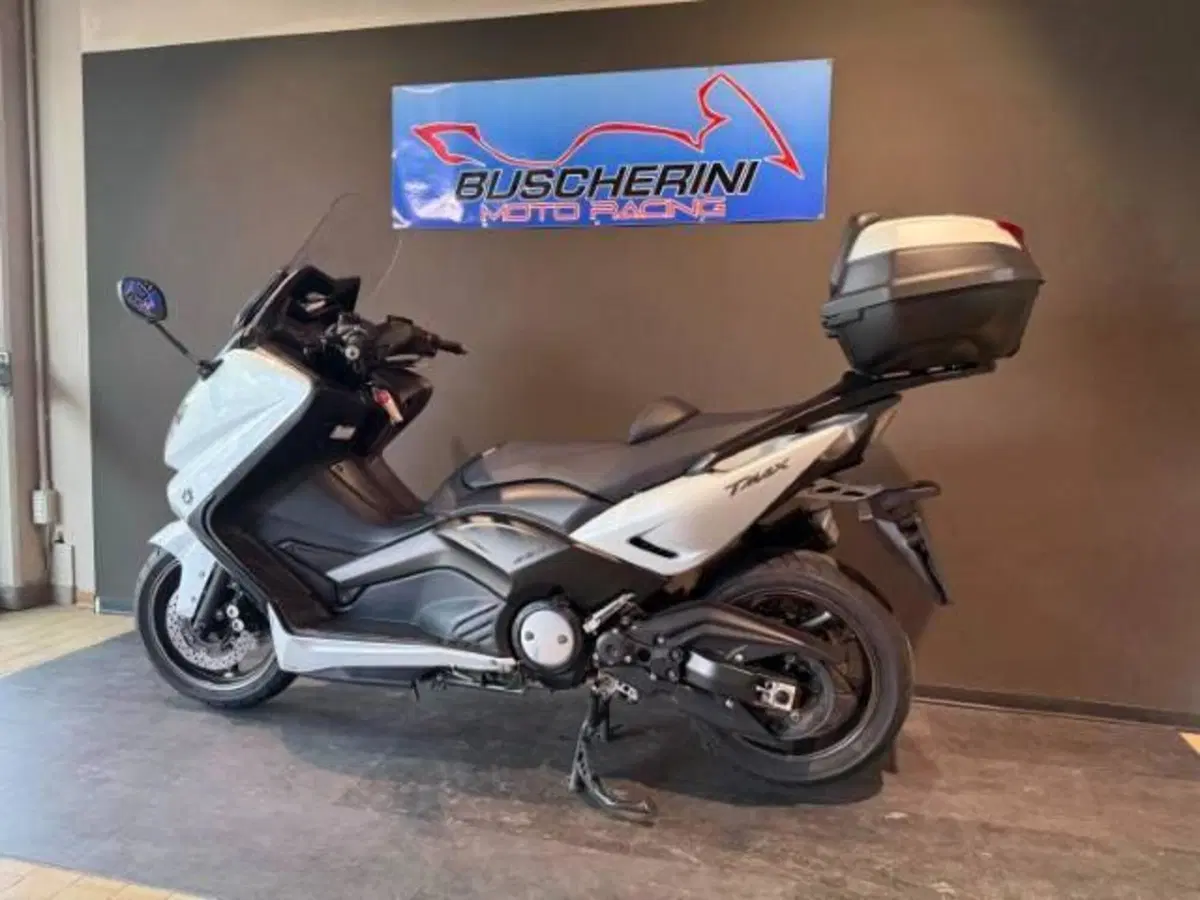 Yamaha T-Max 530 (2012 - 14) (4)