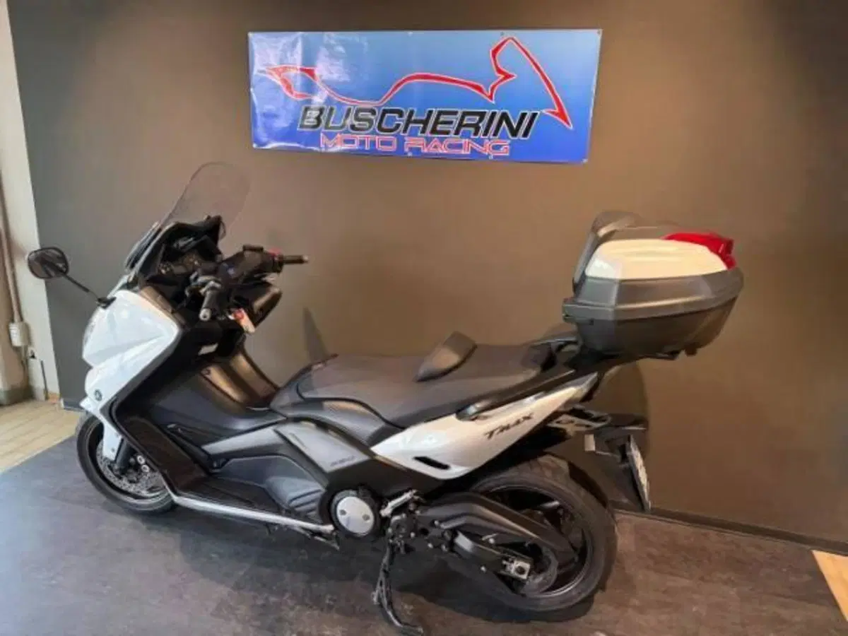 Yamaha T-Max 530 (2012 - 14) (6)