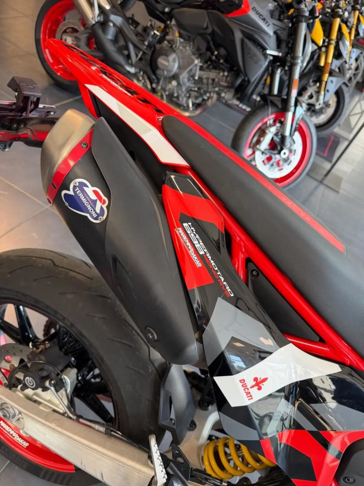 Ducati Hypermotard 698 Mono RVE (2024 - 26) (8)