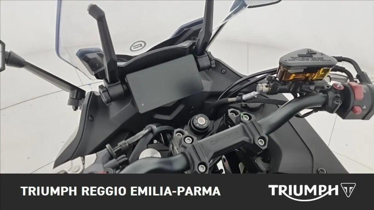 CFMOTO 650GT (2021 - 26) (9)