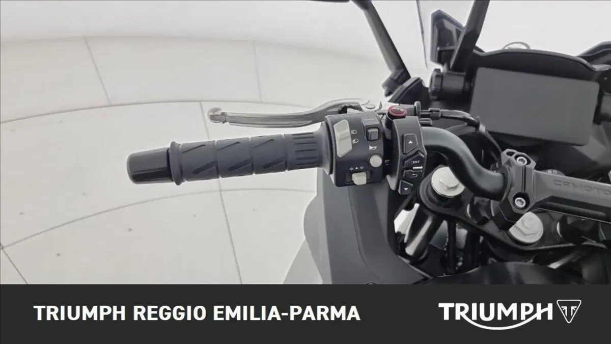 CFMOTO 650GT (2021 - 26) (11)