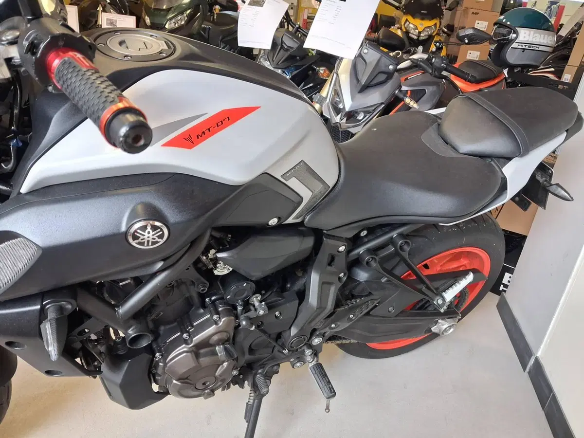 Yamaha MT-07 (2018 - 20) (3)