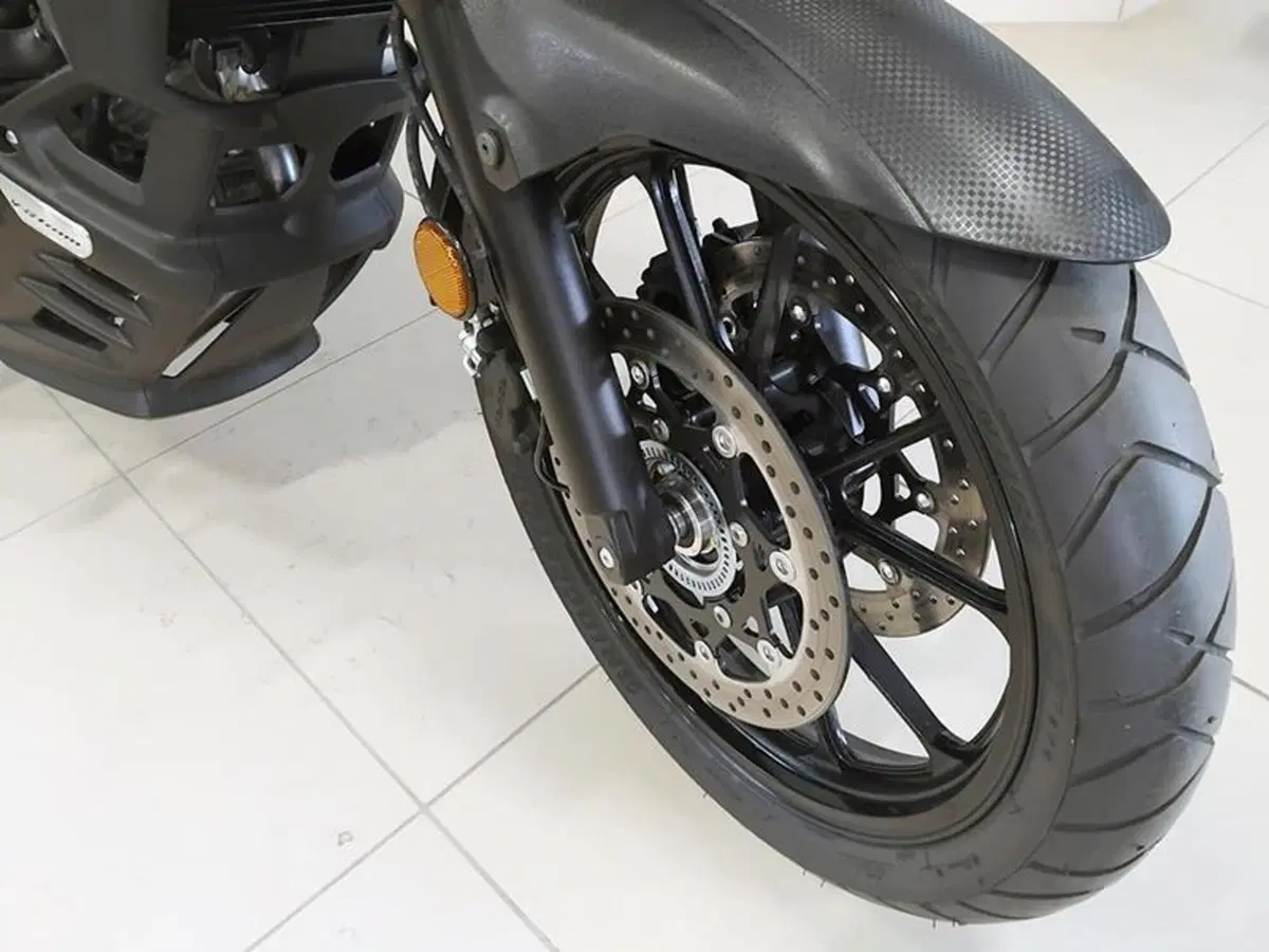 Suzuki V-Strom 650 (2021 - 25) (7)