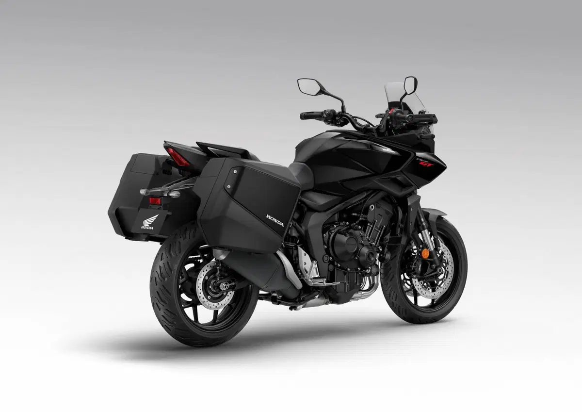 Honda CB 1000 GT (2026) (10)