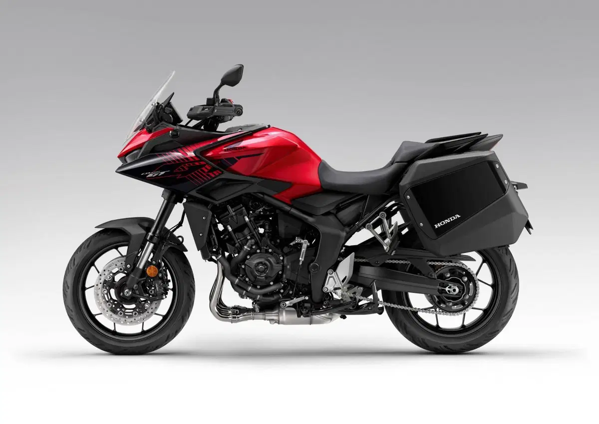 Honda CB 1000 GT (2026) (14)