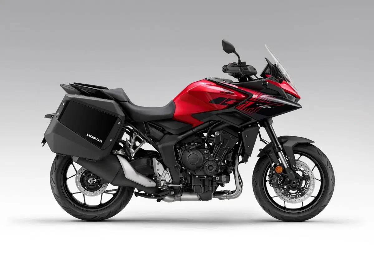 Honda CB 1000 GT (2026) (16)