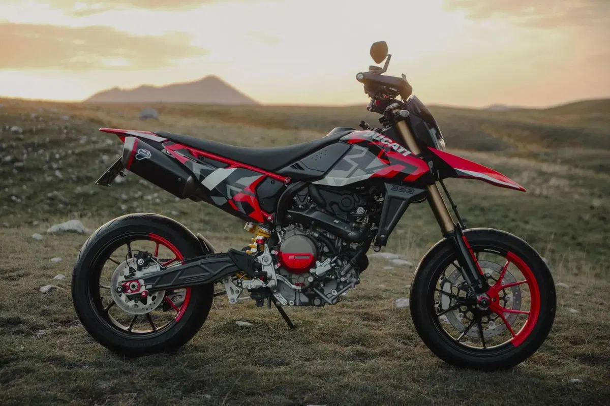 Ducati Hypermotard 698 Mono RVE (2024 - 26) (3)