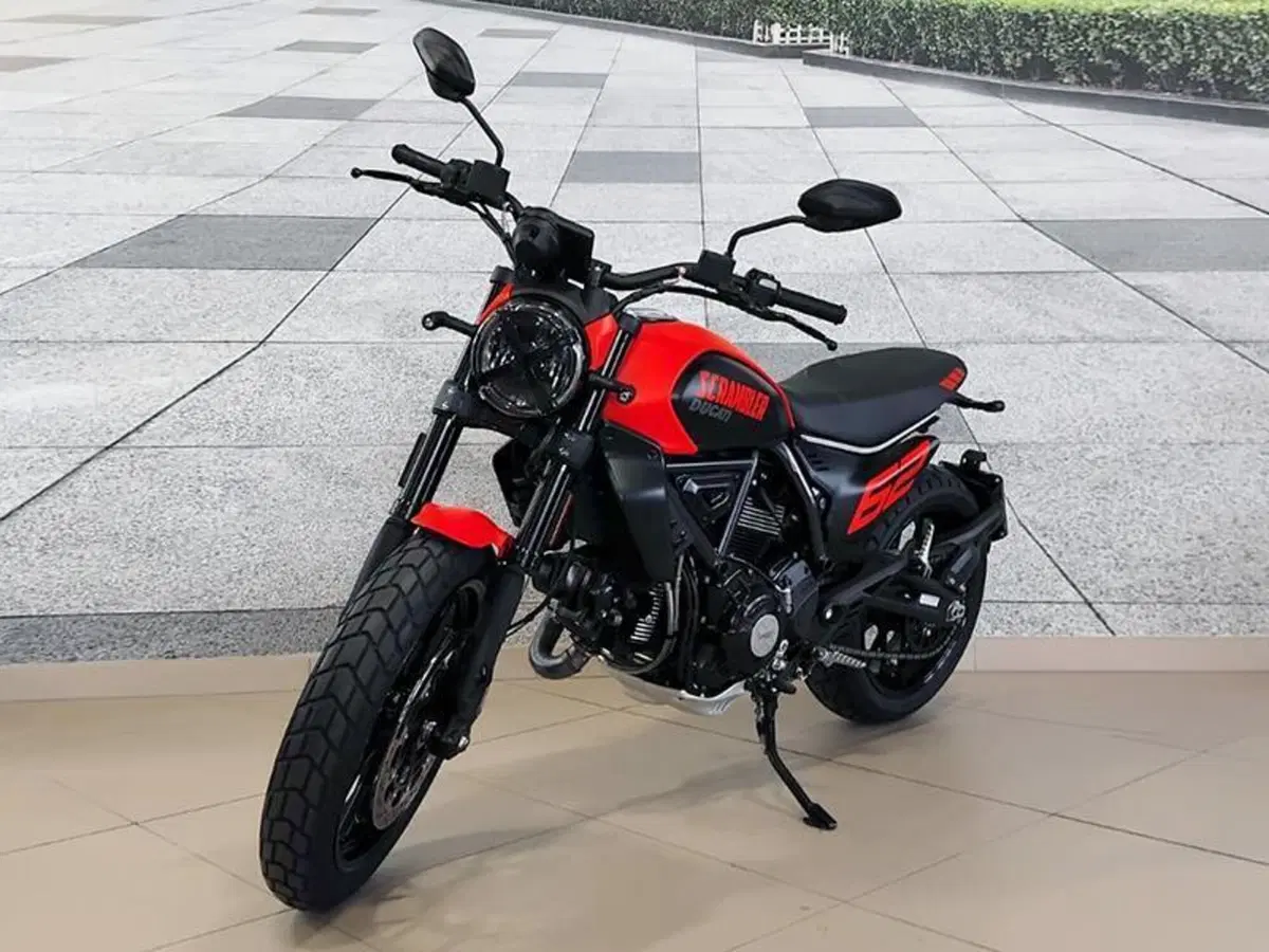 Ducati Scrambler 800 Full Throttle (2023 - 24) (2)