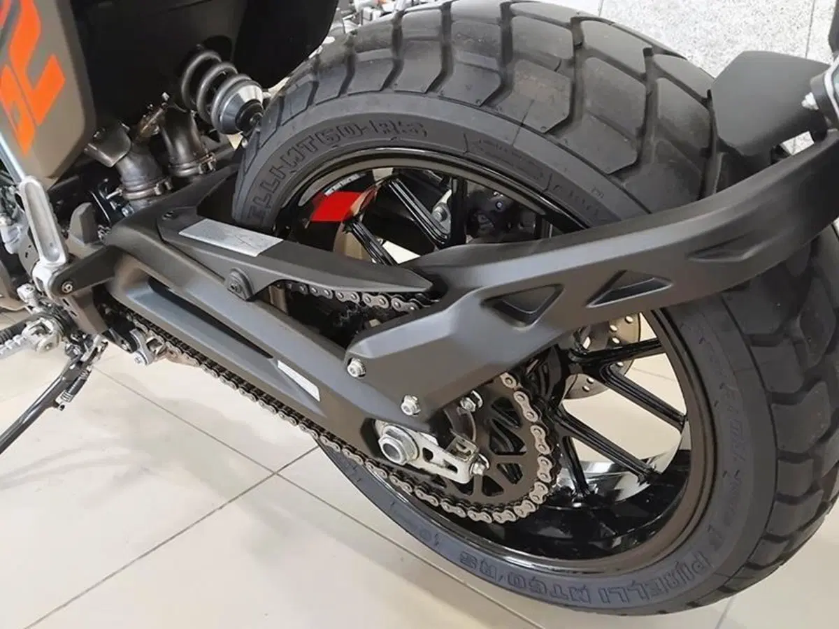 Ducati Scrambler 800 Full Throttle (2023 - 24) (5)