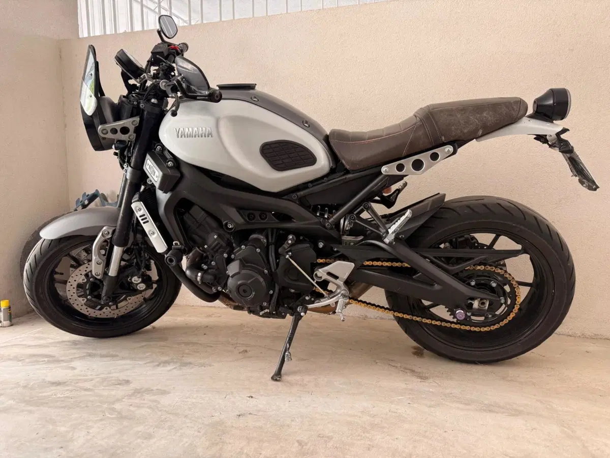 Yamaha XSR 900 ABS (2016 - 20) (7)