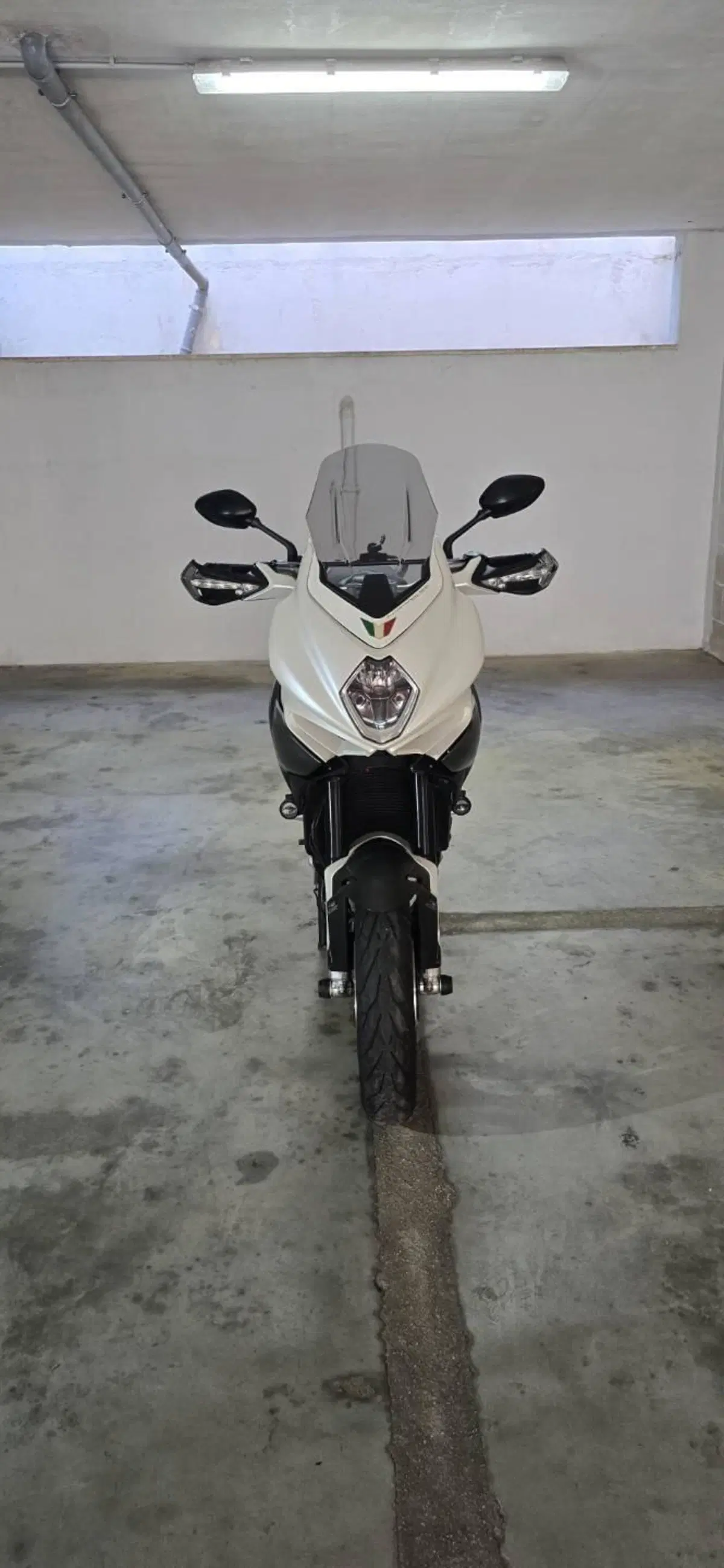 MV Agusta Turismo Veloce 800 Lusso (2014 - 16)