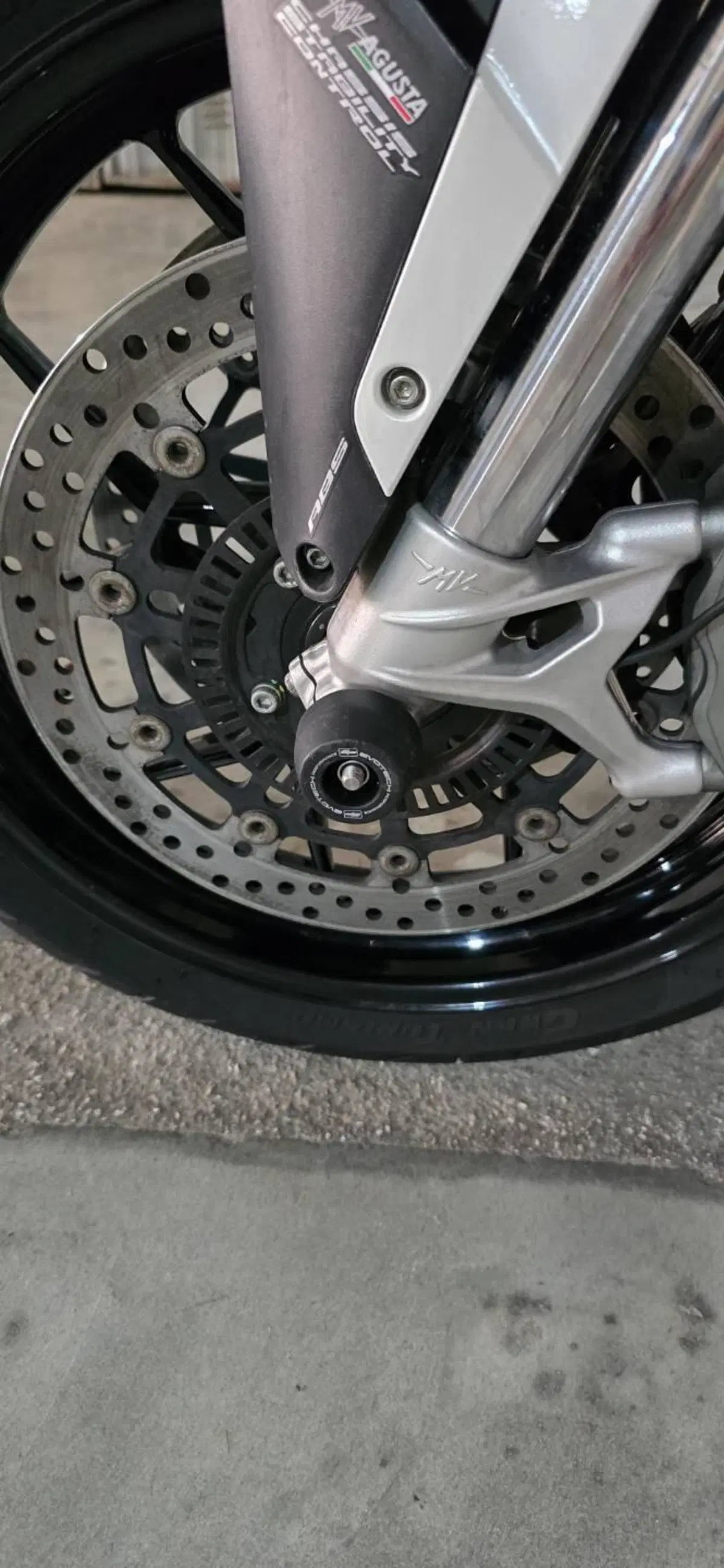 MV Agusta Turismo Veloce 800 Lusso (2014 - 16) (16)