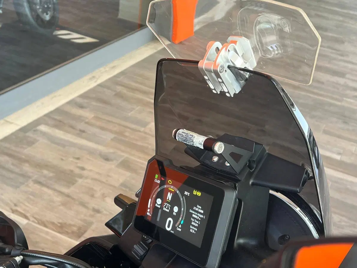 Husqvarna Norden 901 (2022 - 26) (8)