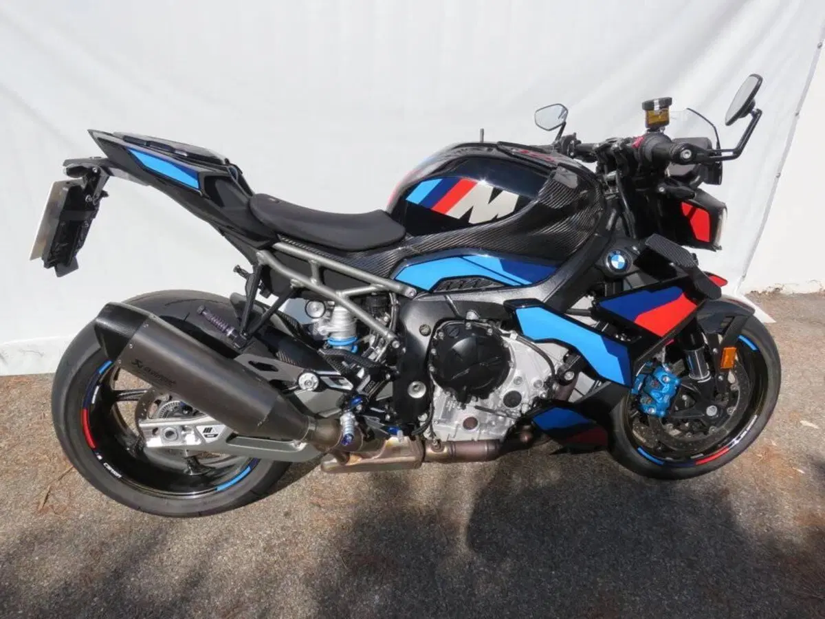 Bmw M 1000 R (2025 - 27) (3)