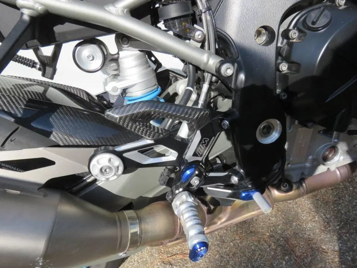 Bmw M 1000 R (2025 - 27) (13)