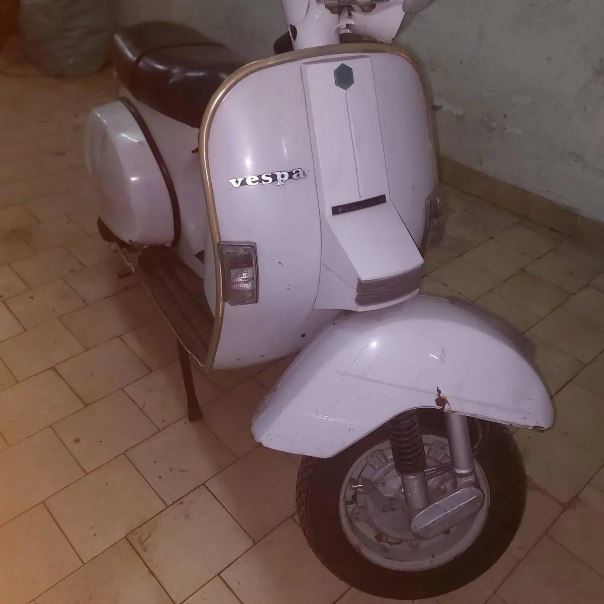 Piaggio vespa 125 PX (2)