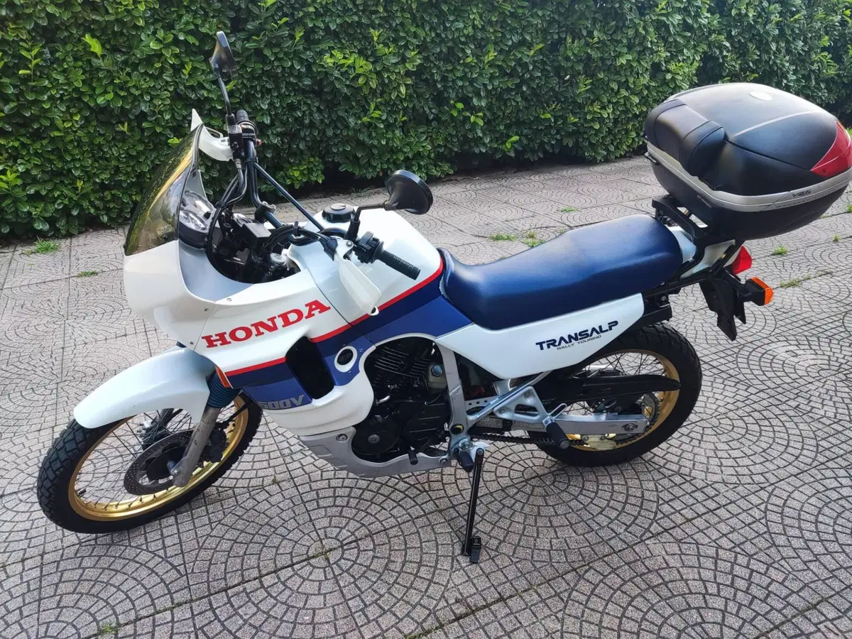 Honda transalp 600 (4)