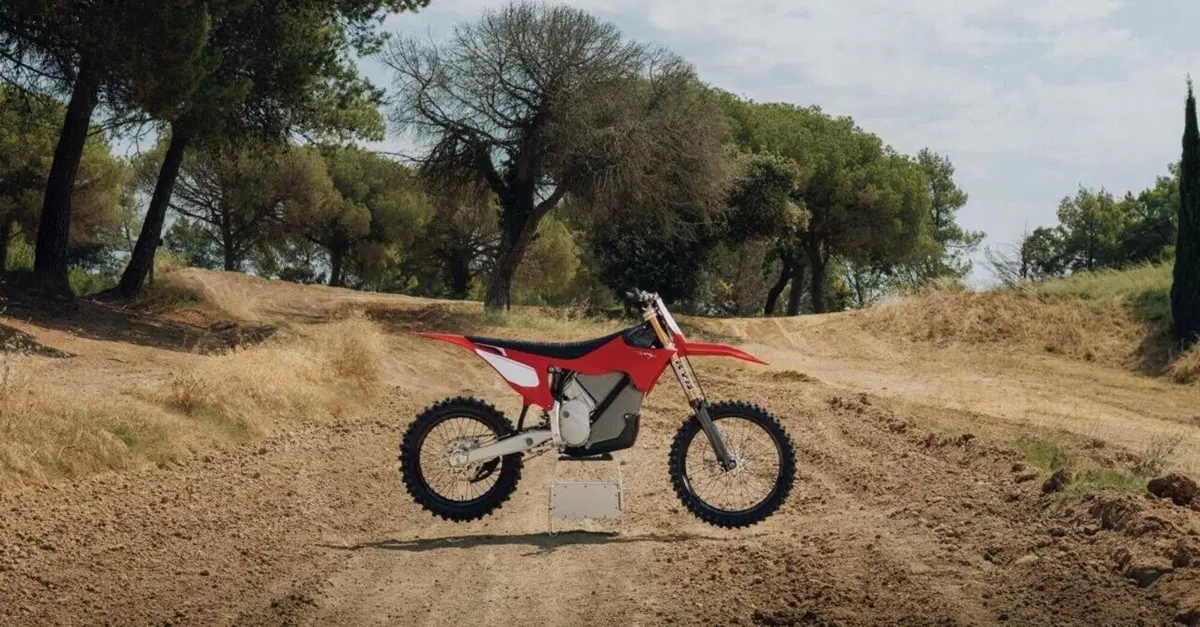 Stark VARG Factory Edition: arrivano le versioni "totali" di MX ed EX [GALLERY]