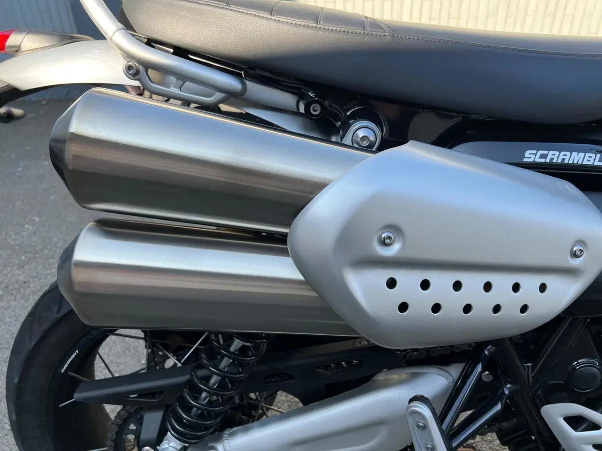 Triumph Scrambler 1200 XE (2024 - 25) (13)