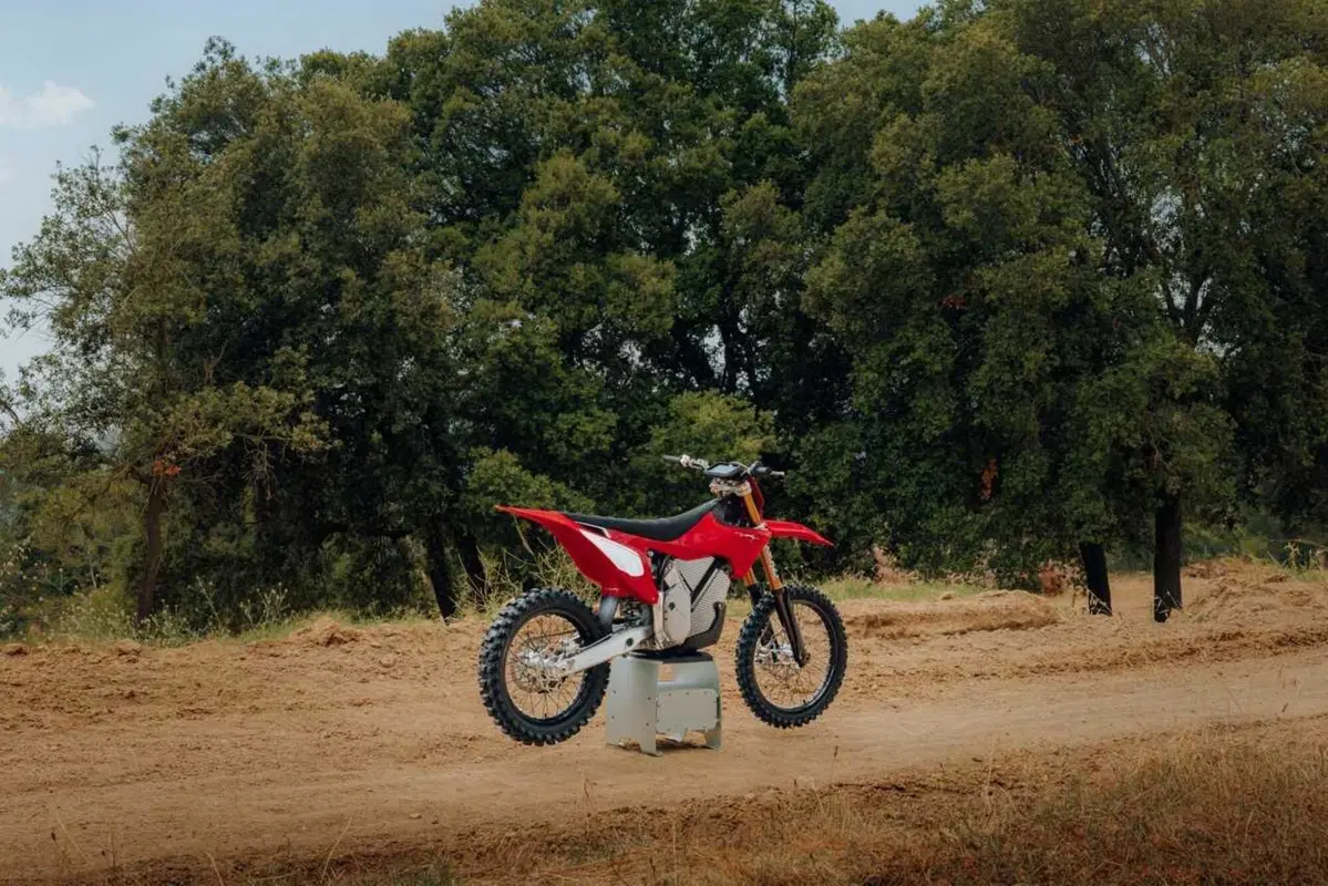 Stark VARG Factory Edition: arrivano le versioni "totali" di MX ed EX [GALLERY] (6)