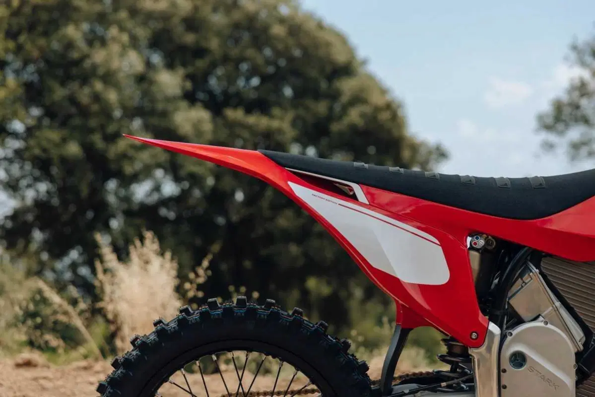 Stark VARG Factory Edition: arrivano le versioni "totali" di MX ed EX [GALLERY] (7)
