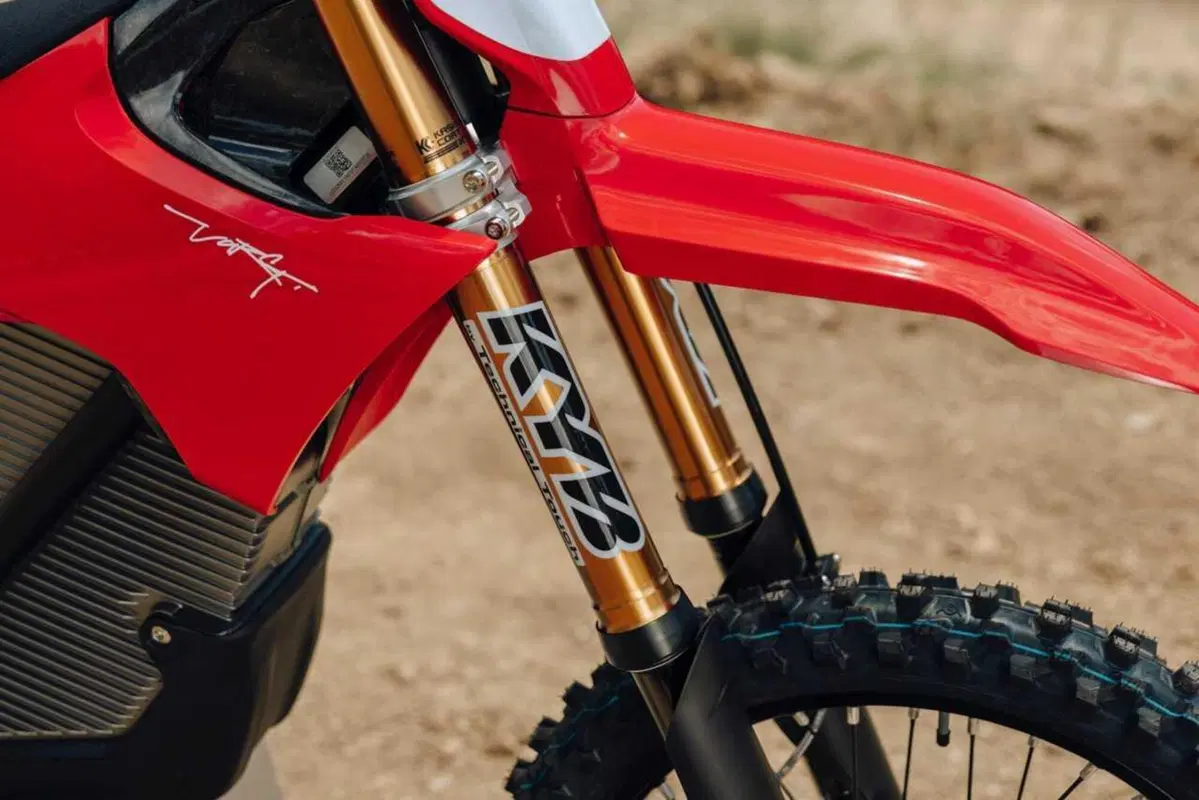 Stark VARG Factory Edition: arrivano le versioni "totali" di MX ed EX [GALLERY] (8)