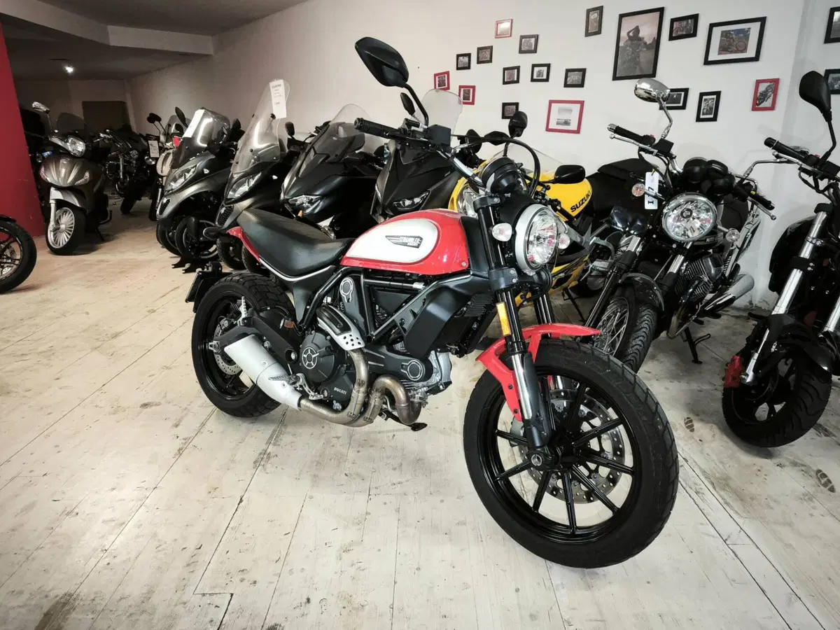 Ducati Scrambler 800 Icon (2017 - 20) (2)