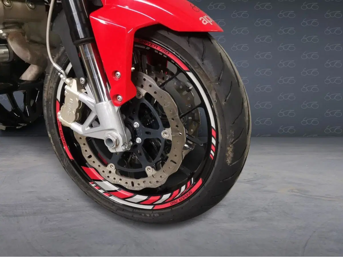 Aprilia Shiver 750 (2010 - 16) (5)